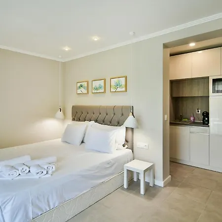 Sea Lounge فارنا