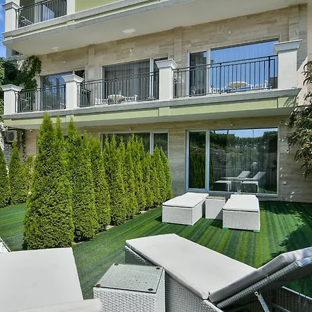 Sea Lounge 3*