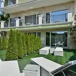 Sea Lounge 3*