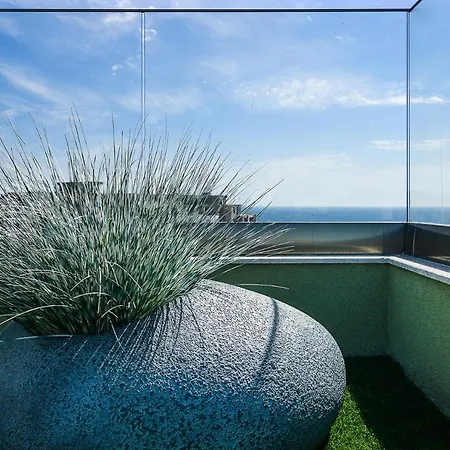 Sea Lounge Warna